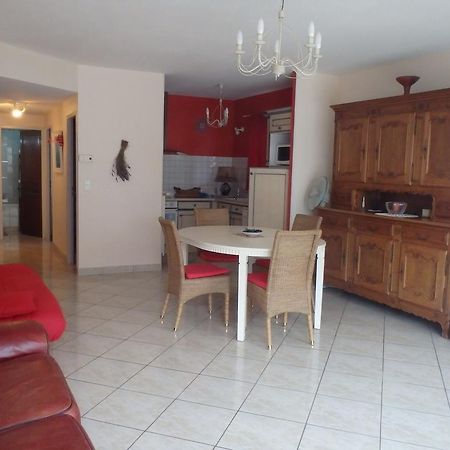 Ferienwohnung Le Moulin Des Pres Avec Terrasse Vesoul Zimmer foto