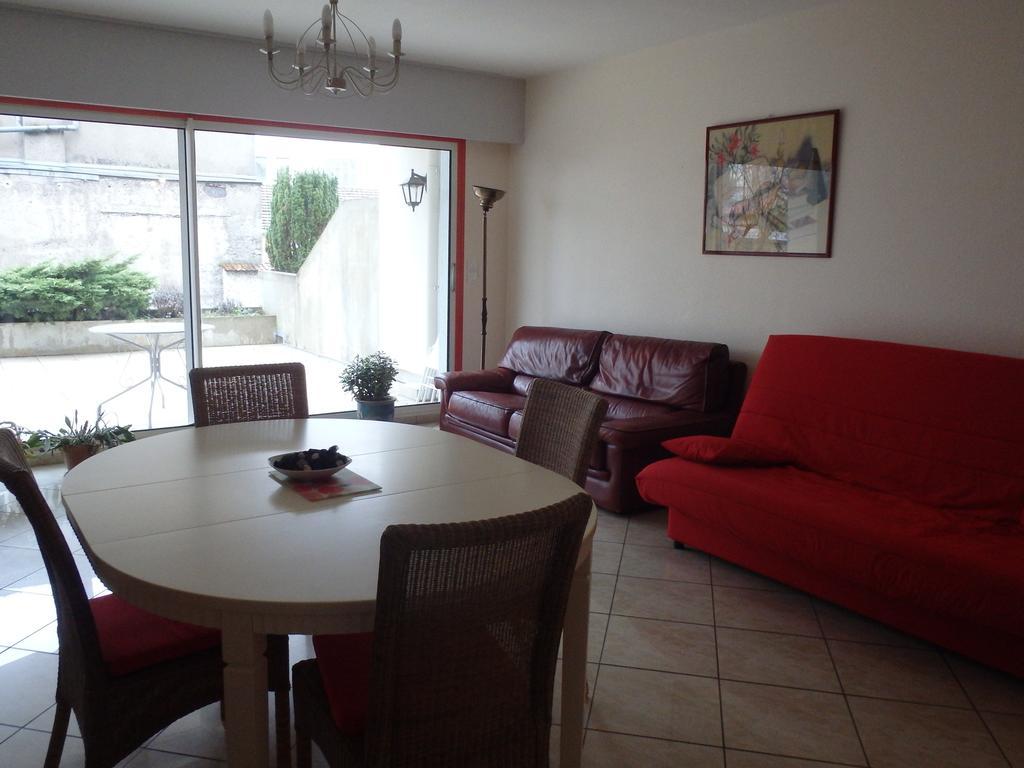 Ferienwohnung Le Moulin Des Pres Avec Terrasse Vesoul Zimmer foto