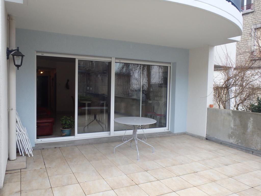 Ferienwohnung Le Moulin Des Pres Avec Terrasse Vesoul Zimmer foto